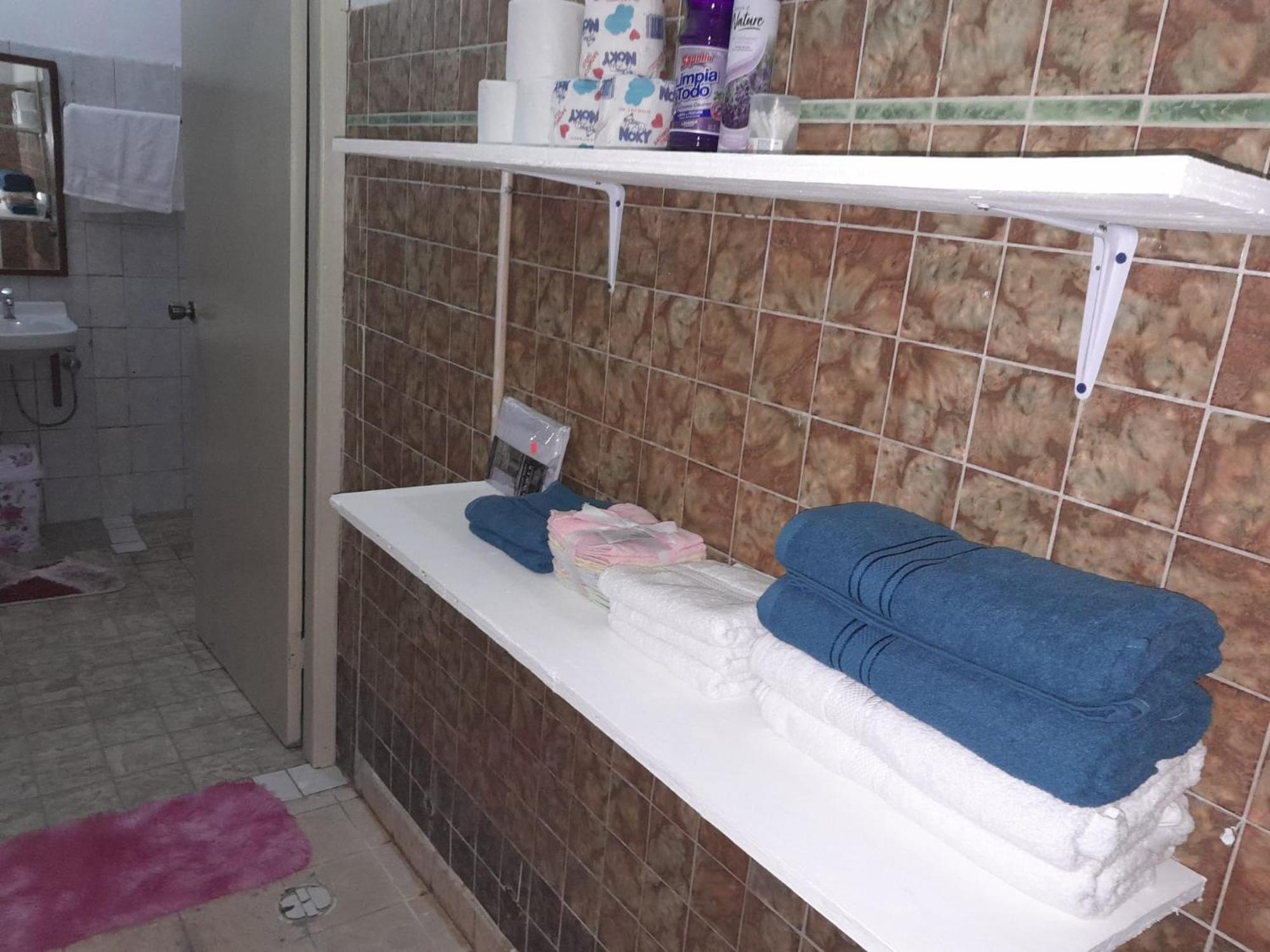 Central Apartment In Otrabanda Willemstad Bagian luar foto