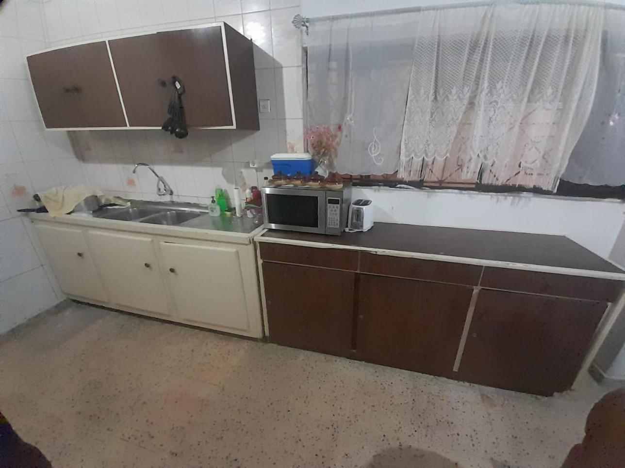 Central Apartment In Otrabanda Willemstad Bagian luar foto