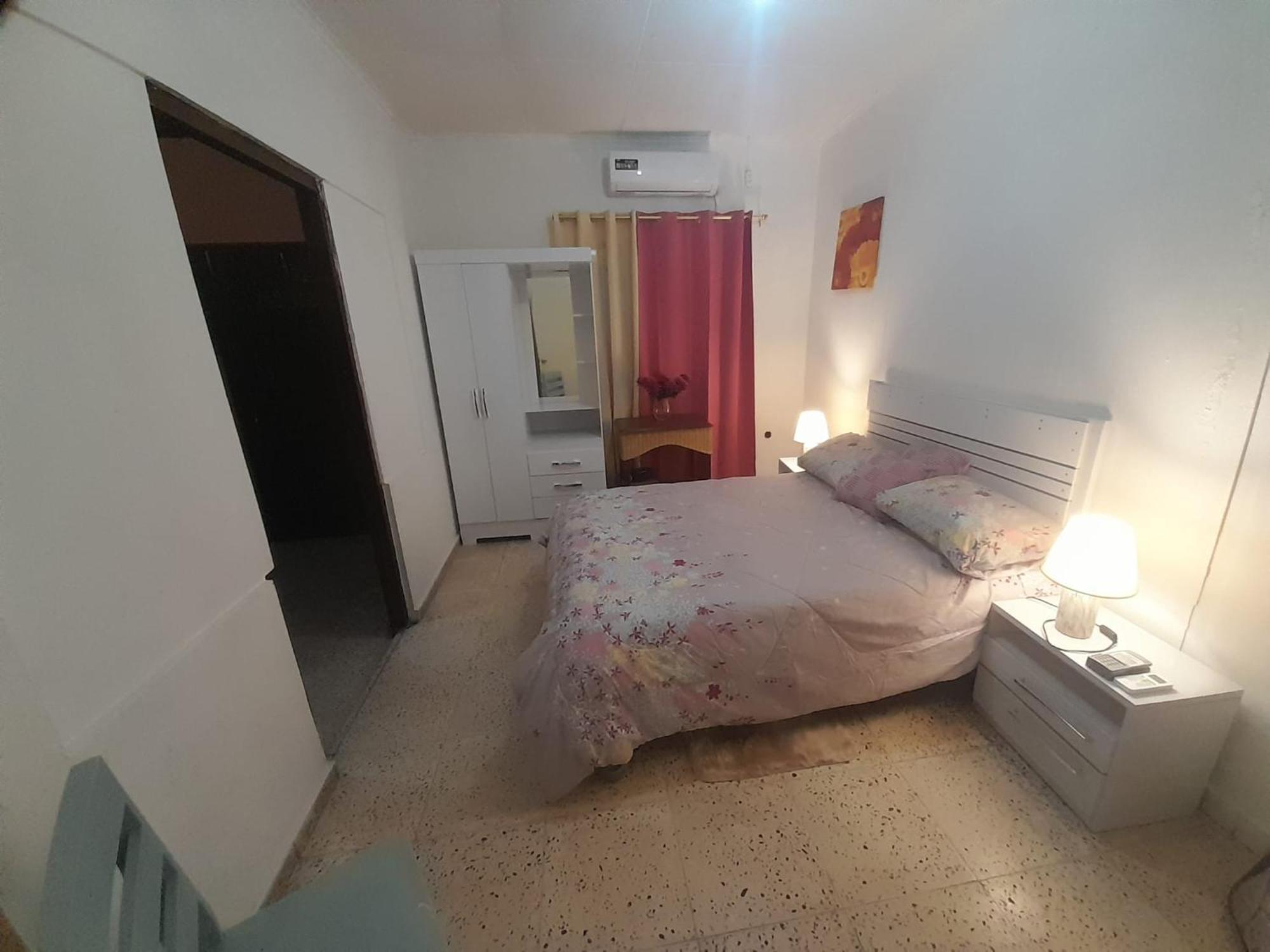 Central Apartment In Otrabanda Willemstad Bagian luar foto